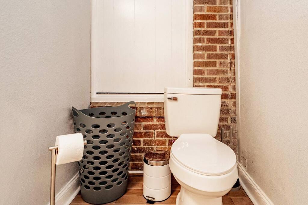 Comfortable King Suite Zen Space 해티스버그 외부 사진